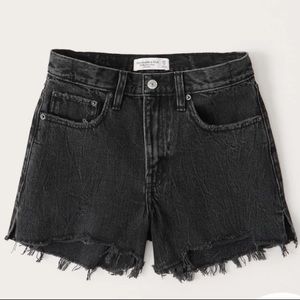 Mid Rise Boyfriend Shorts
